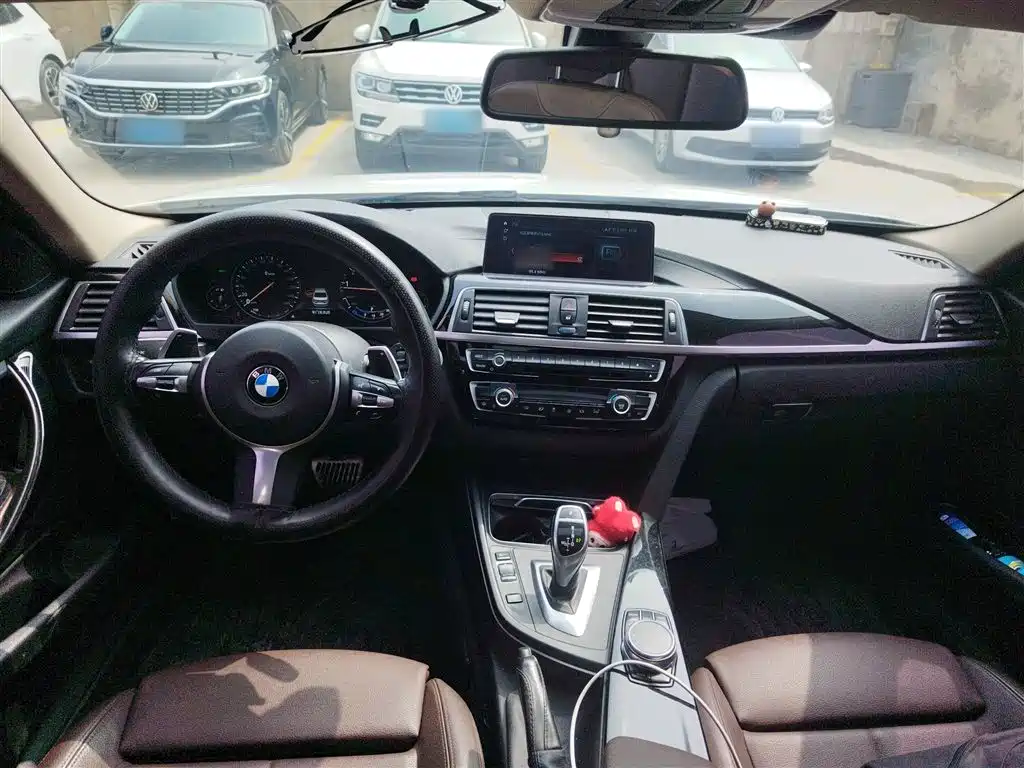 BMW 3 Series 2018 320Li Leading M Sport Package фото 10