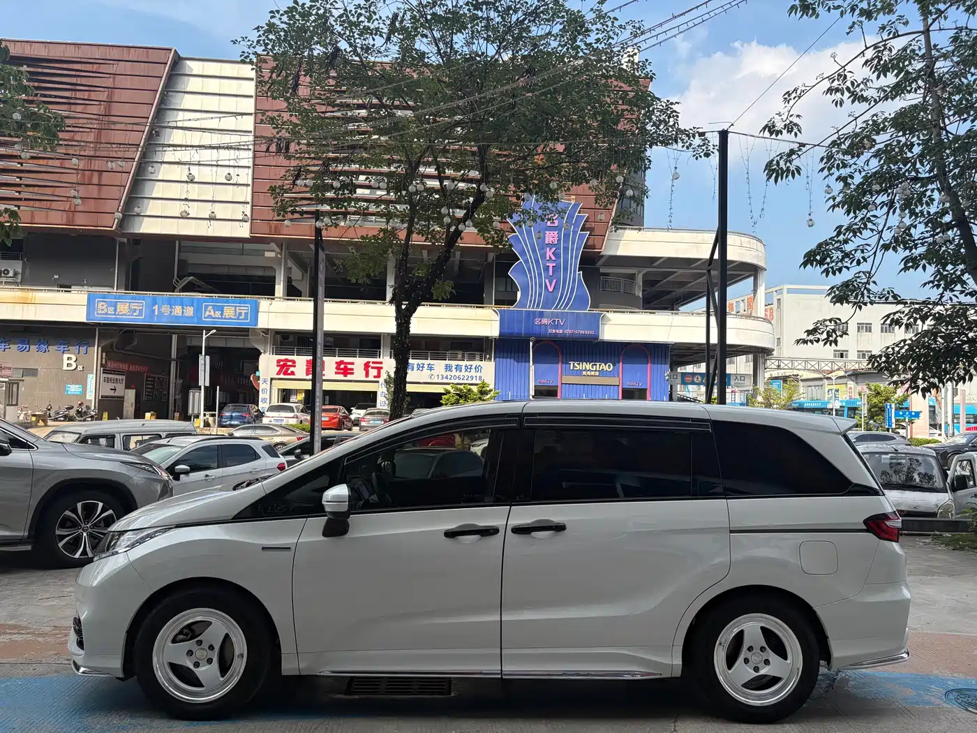 HONDA ODYSSEY