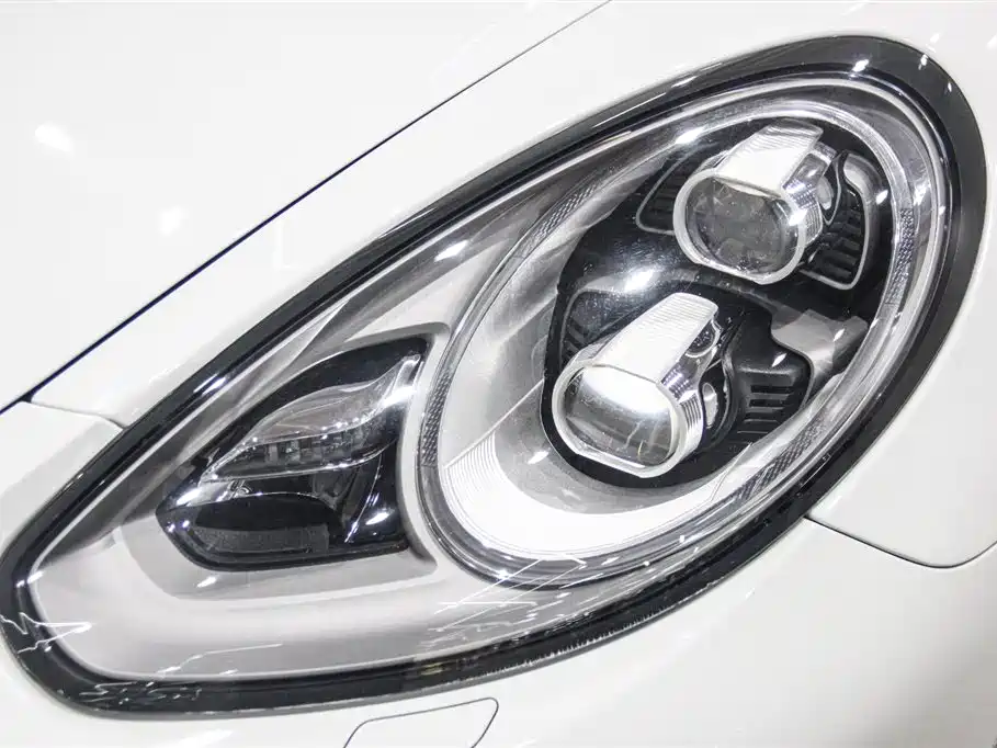 Porsche Panamera 2014 Panamera 3.0T фото 6