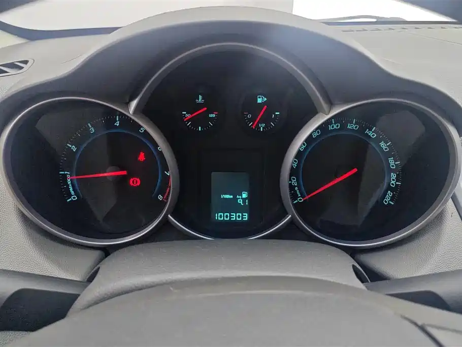 Chevrolet Cruze 2011 2009 1.6L SL MT