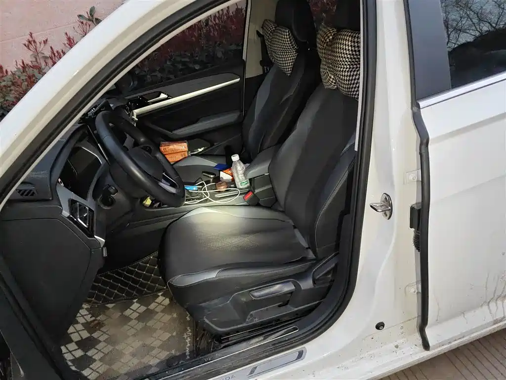 Volkswagen Lavida 2024 Model 1.5L Automatic 5 Million Edition фото 8