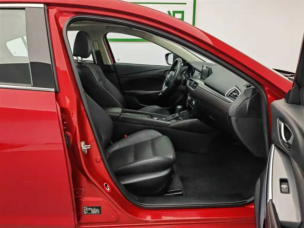 Mazda Atenza 2017 2.0L Skyactiv-G Luxury фото 23