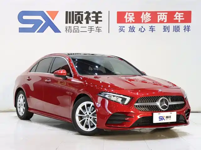 Mercedes-Benz A-Class 2019 A 200 L Sport Sedan — фото 3