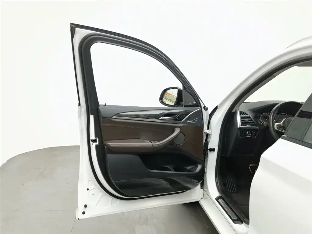 BMW X3 2018 xDrive30i Leading M Sport Package China VI фото 8