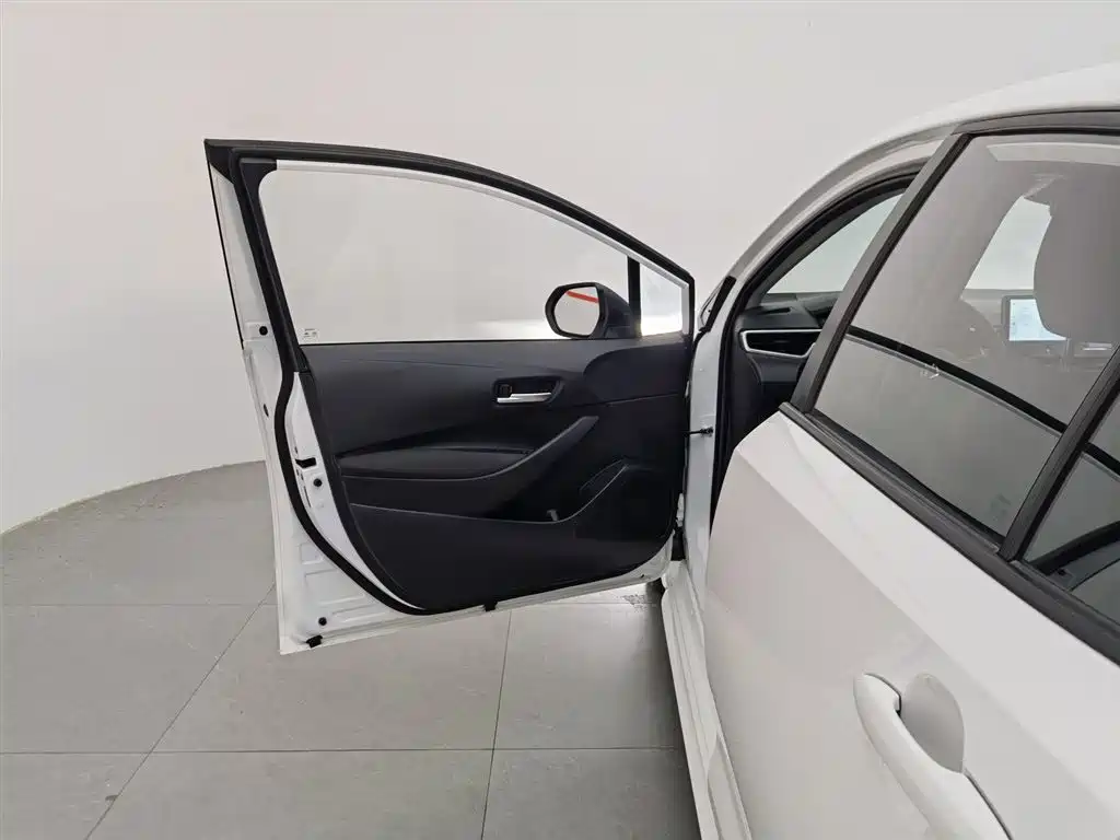 Toyota Levin 2023 Smart Hybrid 1.8L Leading Edition фото 8