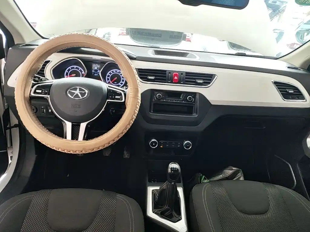 JAC Refine S2 2015 2015 1.5L Manual Luxury