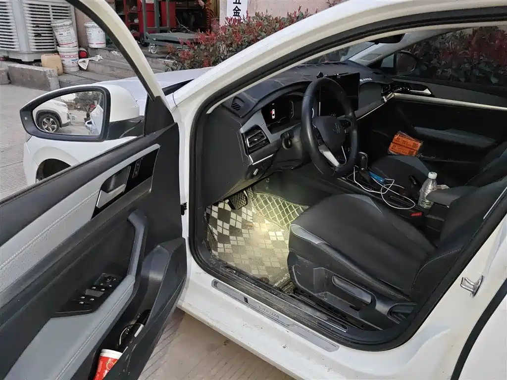 Volkswagen Lavida 2024 Model 1.5L Automatic 5 Million Edition фото 14