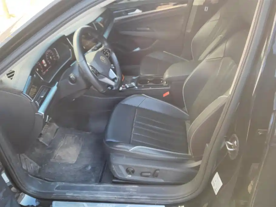 Volkswagen Passat 2023 Facelift 330TSI Elite Edition фото 9