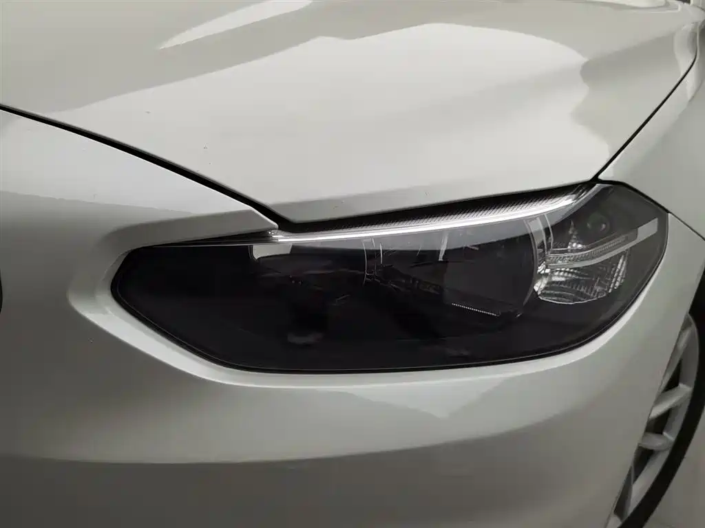 BMW 1 Series 2018 Facelift 118i Fashion фото 7