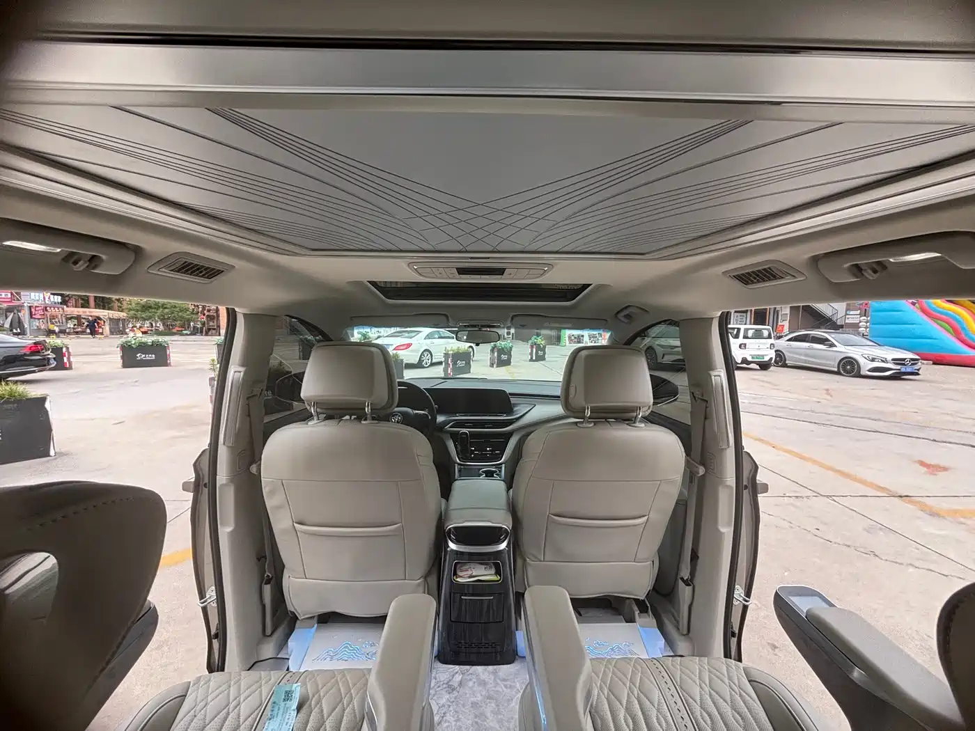 Buick GL8 2023 ES Landmaster Exclusive фото 6