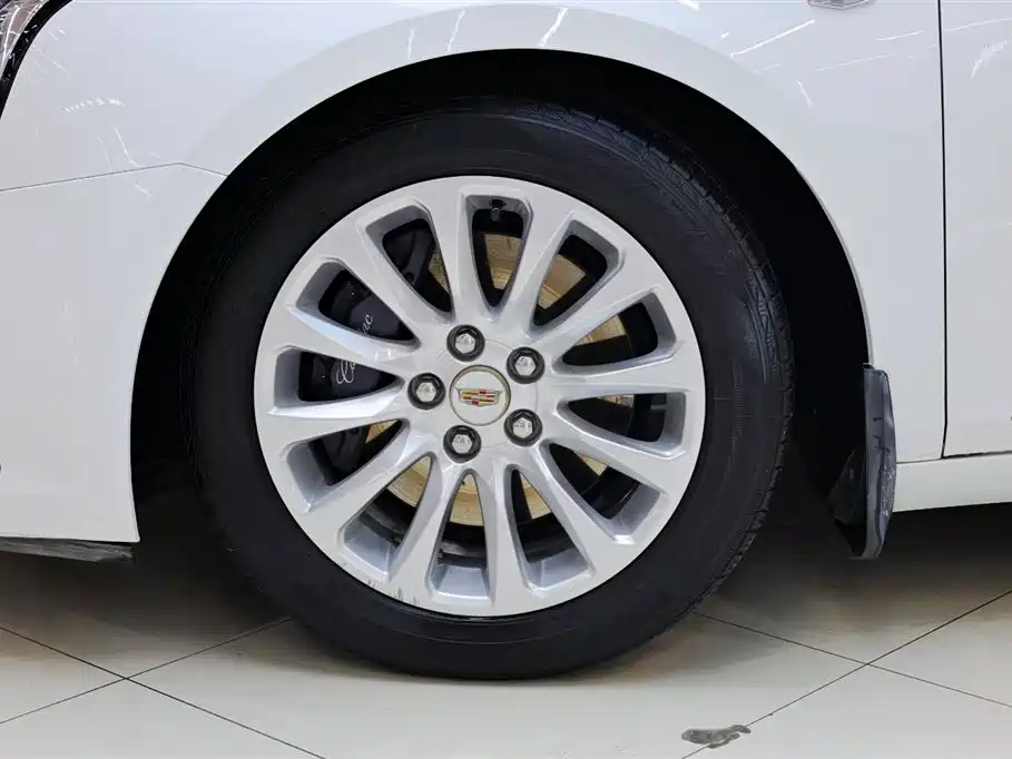 Cadillac XTS 2018 28T Luxury Model фото 13