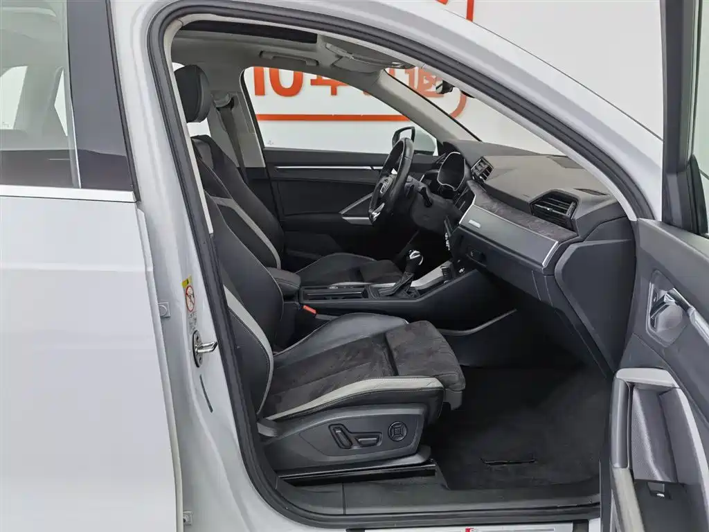 Audi Q3 2019 40 TFSI Fashion Dynamic фото 23