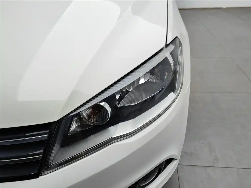Volkswagen Jetta 2015 Value Edition 1.6L Manual Comfort фото 7