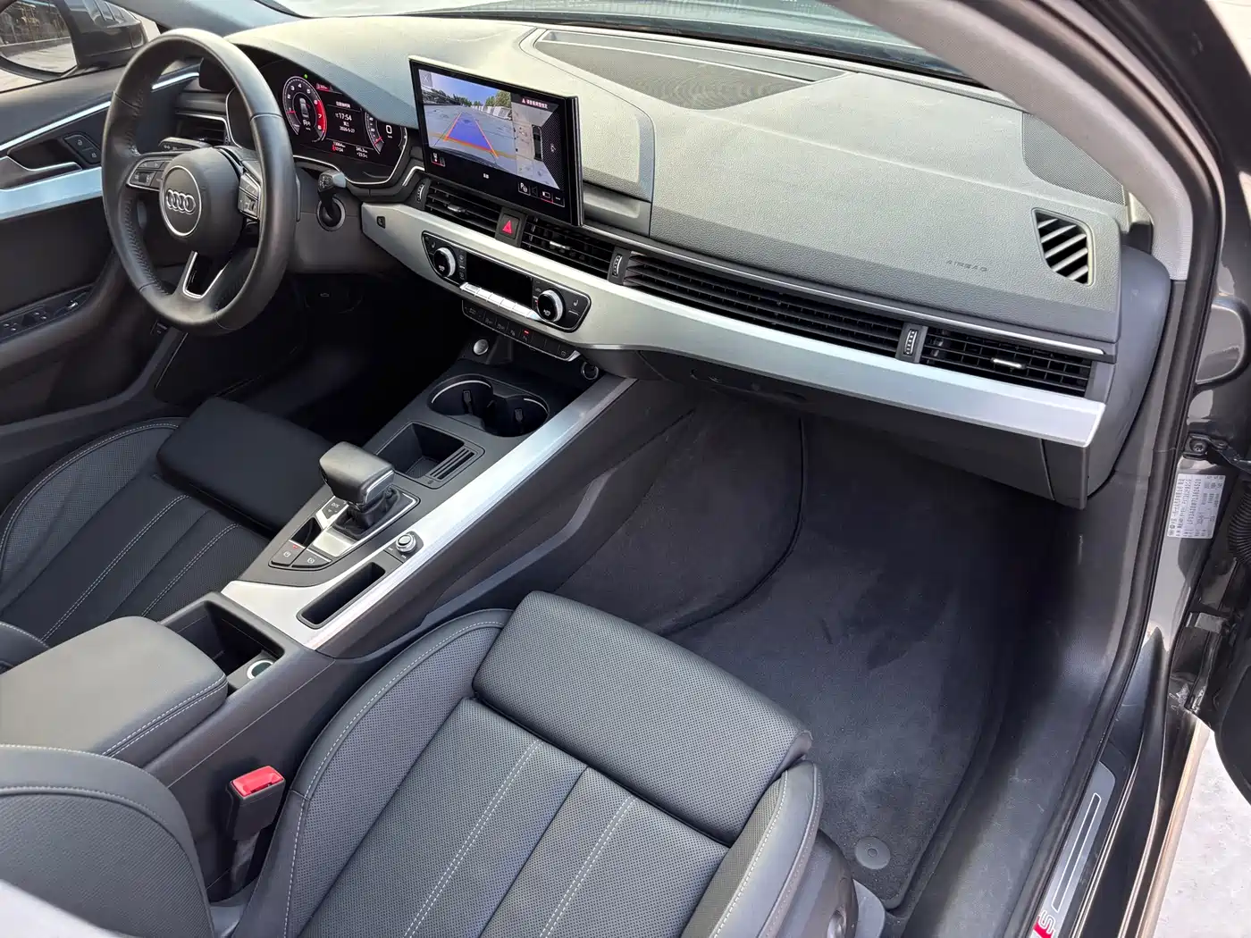 Audi A4L 2020 40 TFSI Luxury Dynamic фото 13