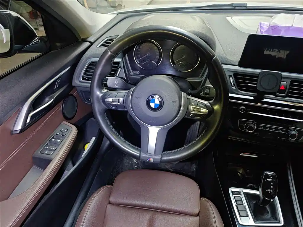 BMW 1 Series 2020 Model 120i M Sport Package фото 3