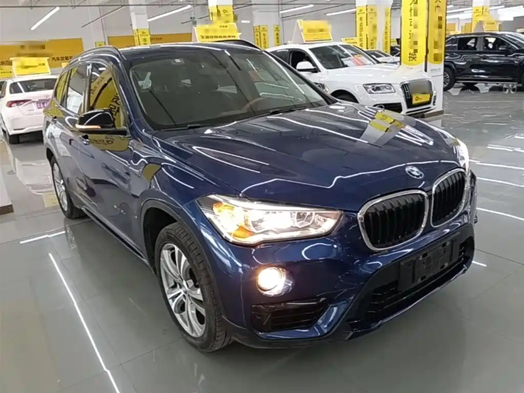 BMW X1 2018 sDrive18Li Premium Model фото 4