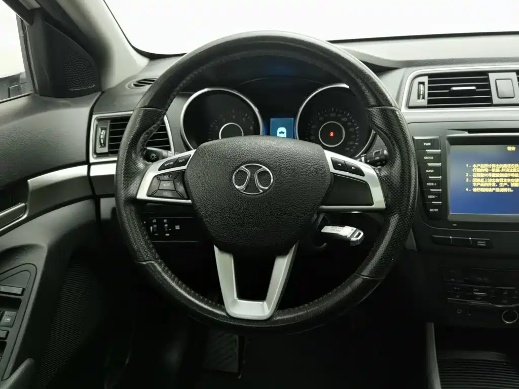BAIC Senova X65 2015 2015 2.0T Manual Elite