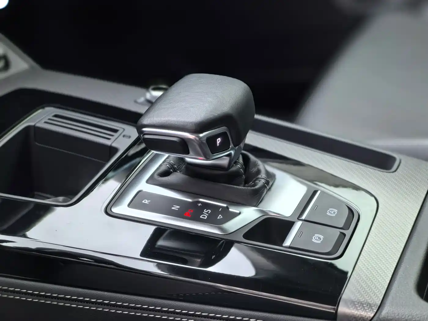 Audi Q5L 2022 40T RS Kit Racing Speed Edition фото 5