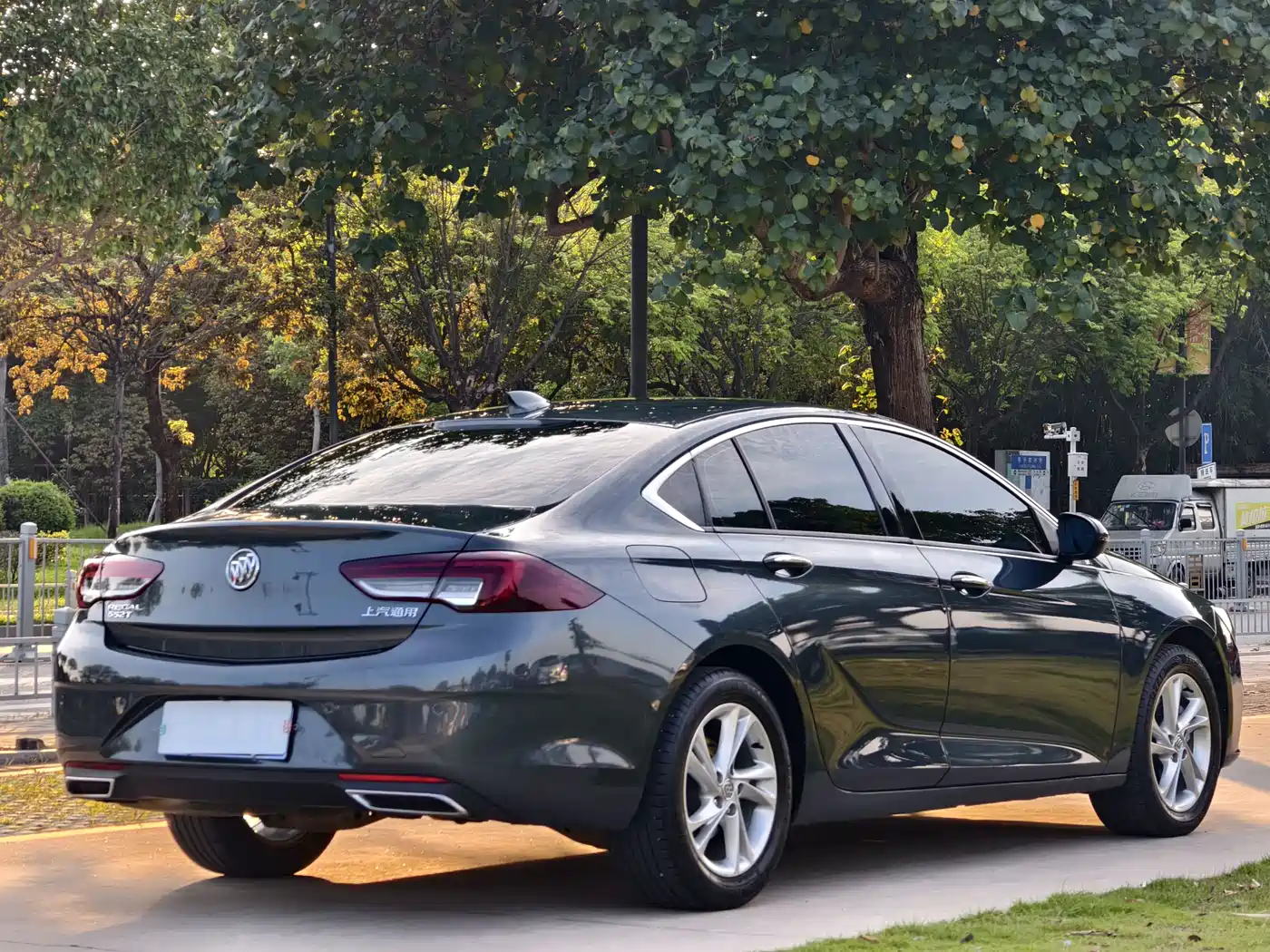 Buick Regal 2020 552T Luxury фото 13