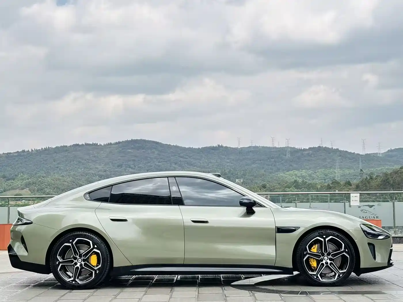 XIAOMI CAR XIAOMI SU7