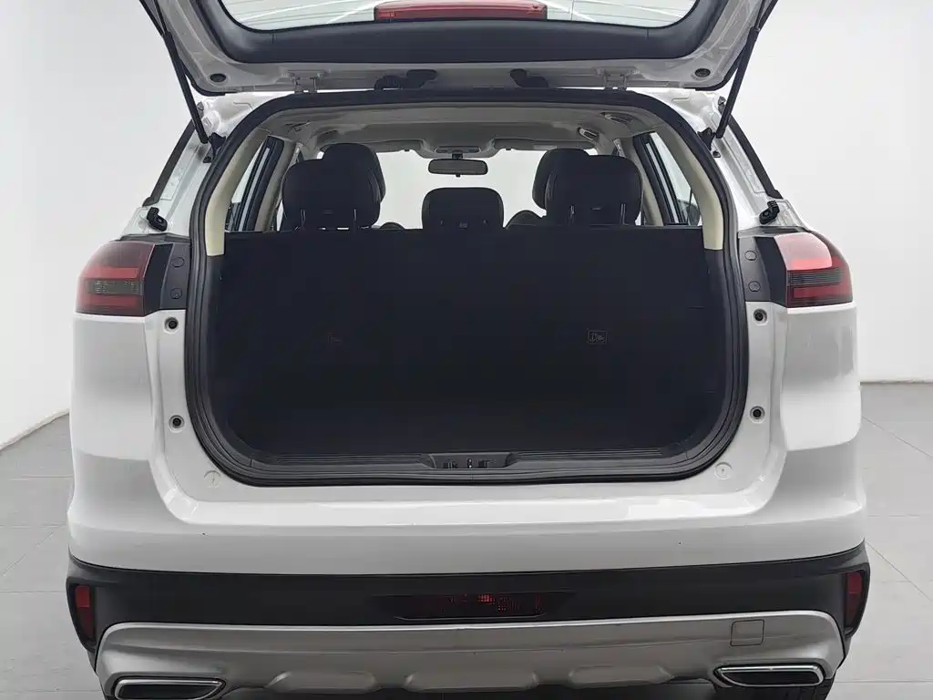 Photo 16 - Geely Boyue