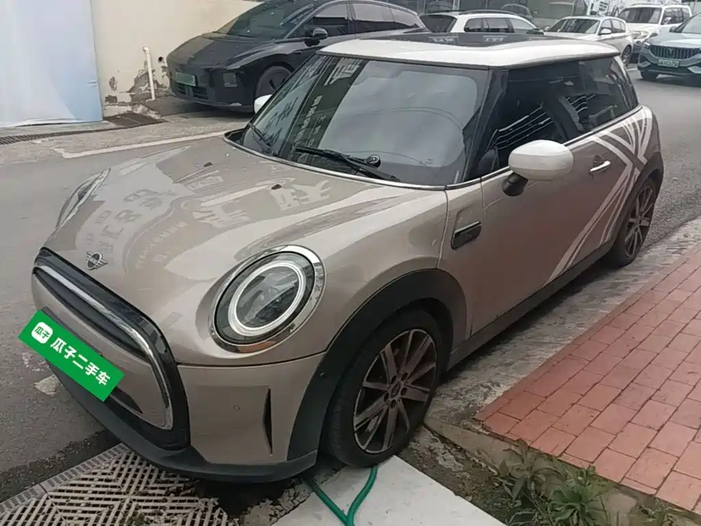 MINI MINI 2023 Facelift 1.5T COOPER Artist