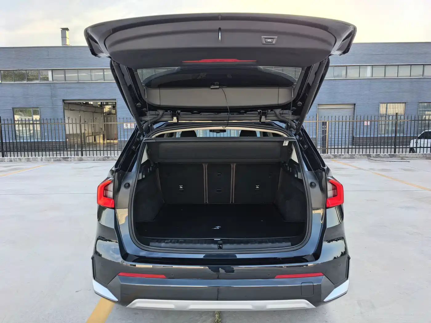 BMW X1 2023 sDrive20Li X Design Package фото 8