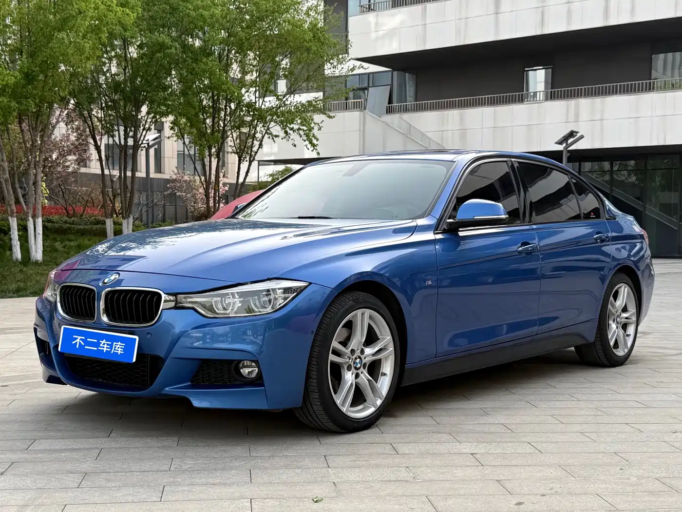 BMW 3 Series 2018 320Li Leading M Sport Package