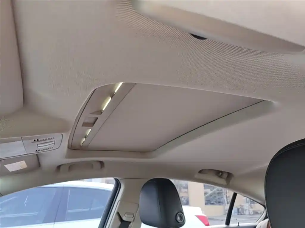Buick Regal 2015 1.6T Elite Tech Edition фото 18