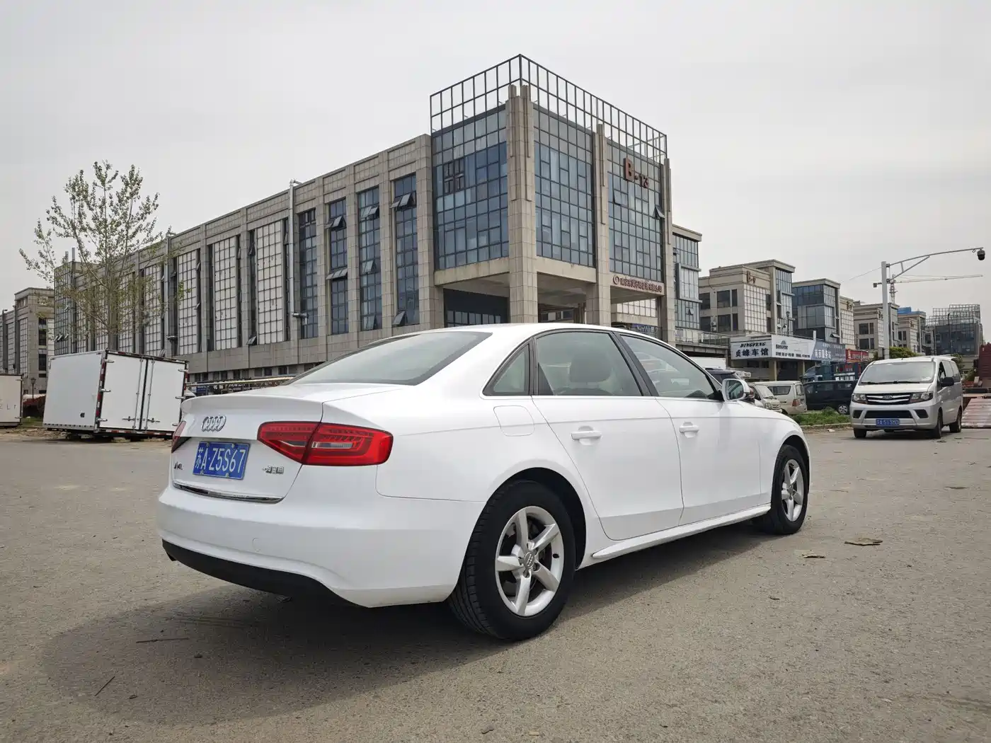 Audi A4L 2013 35 TFSI Automatic Comfort фото 16
