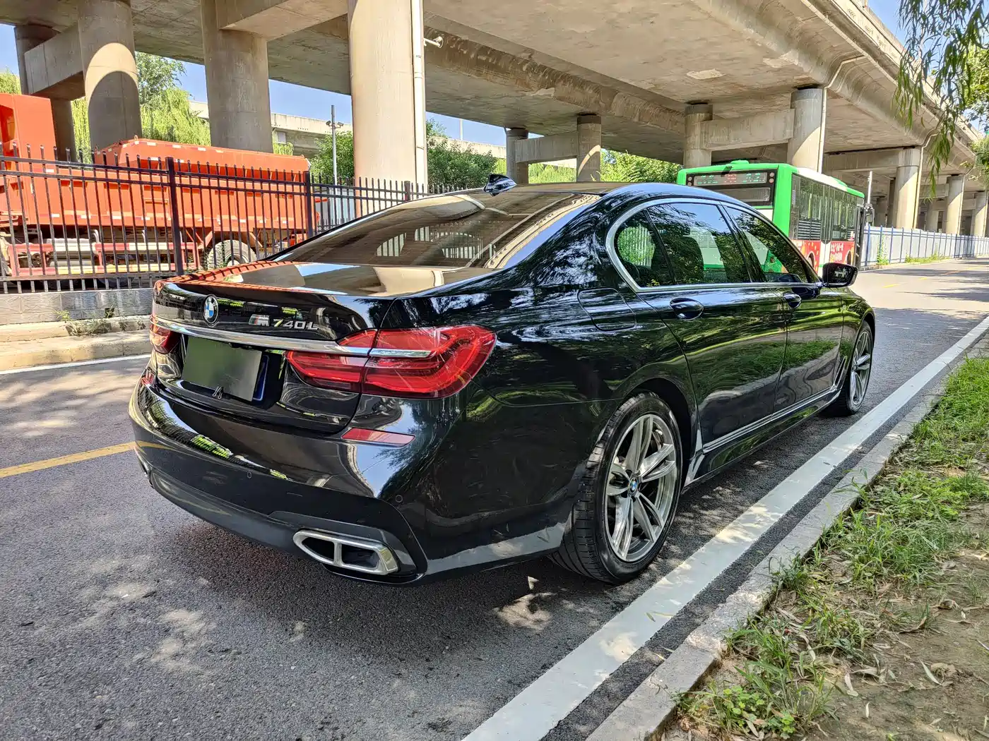 BMW 7 Series 2018 730Li Leading Type Excellence Package фото 6