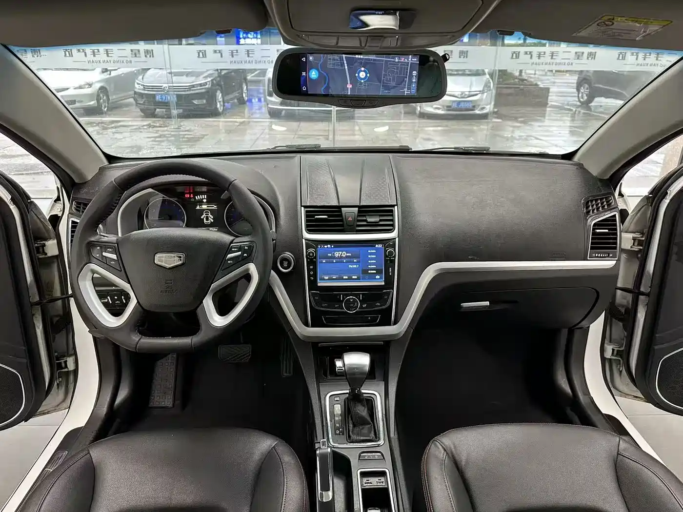 Фото 5 - Geely Emgrand