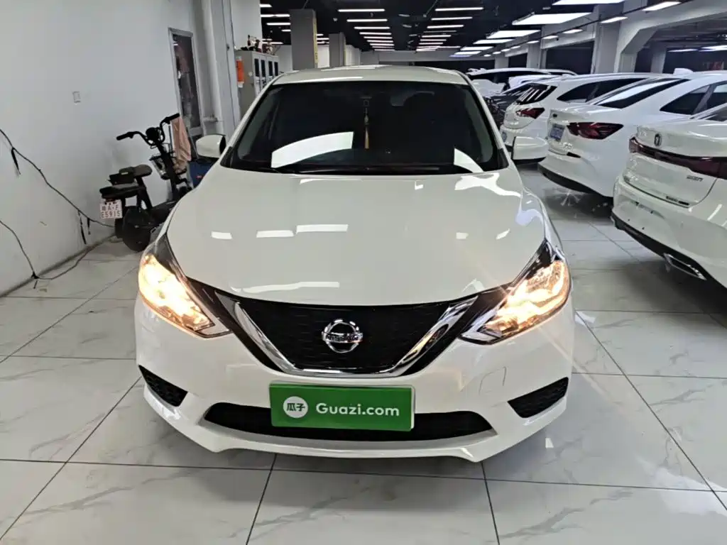 Nissan SYLPHY, миниатюра 3