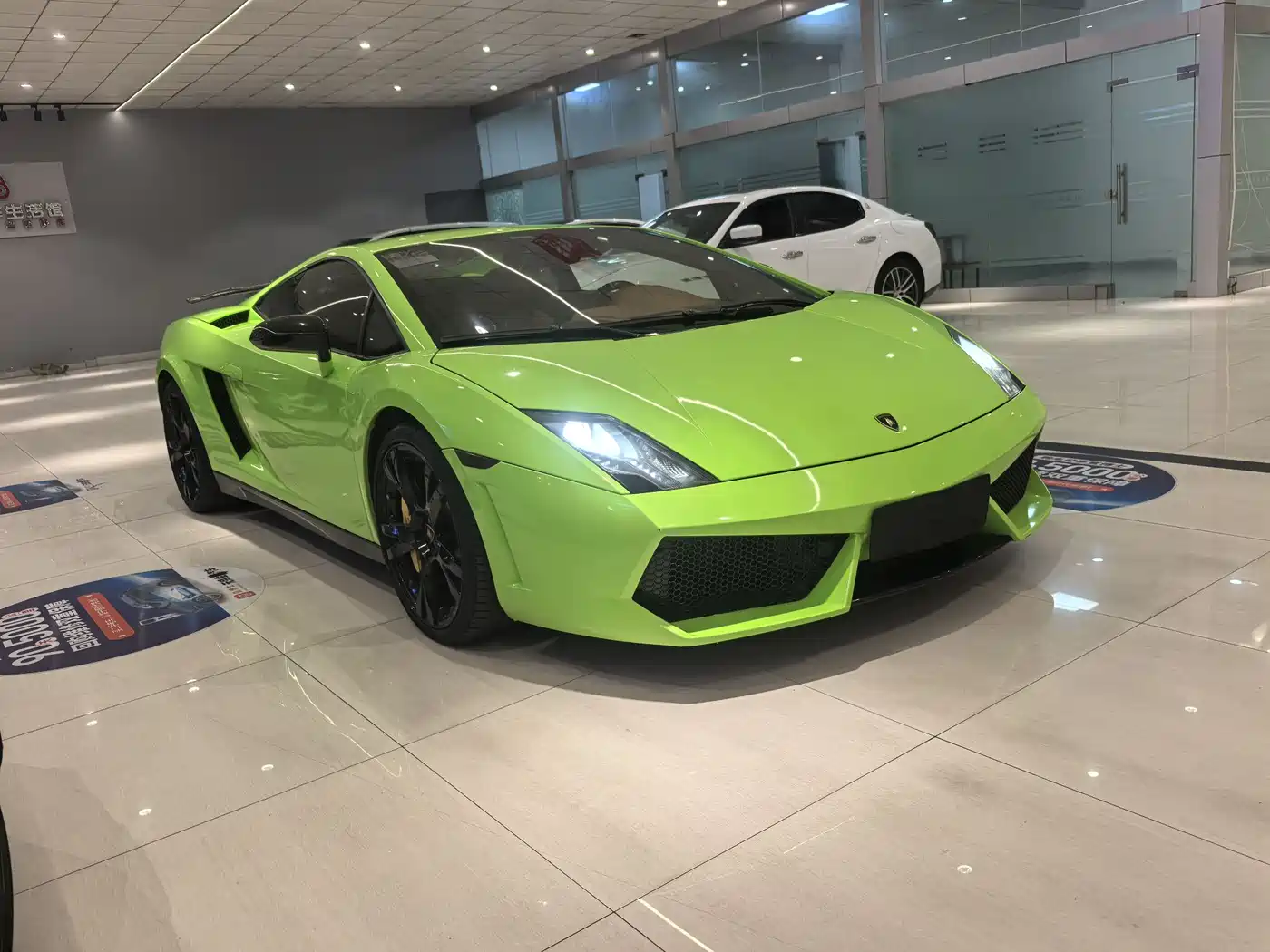 Lamborghini Gallardo 2012 LP 560-4 Gold Edition фото 3