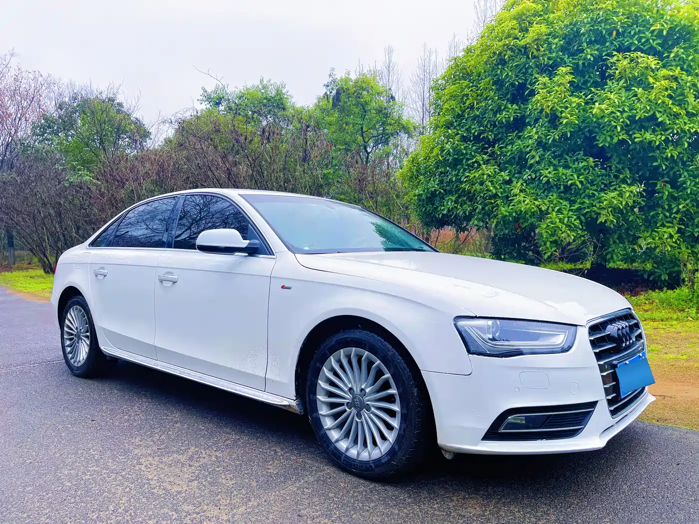 Audi A4L 2016 35 TFSI Collector's Edition Automatic Standard фото 3