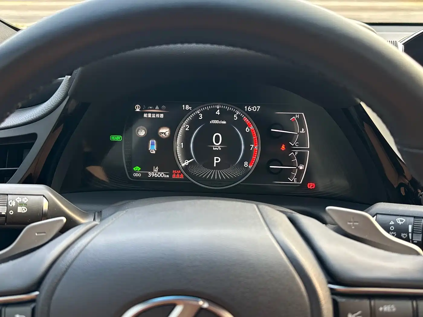 Lexus ES 2021 300h Excellence Edition фото 9