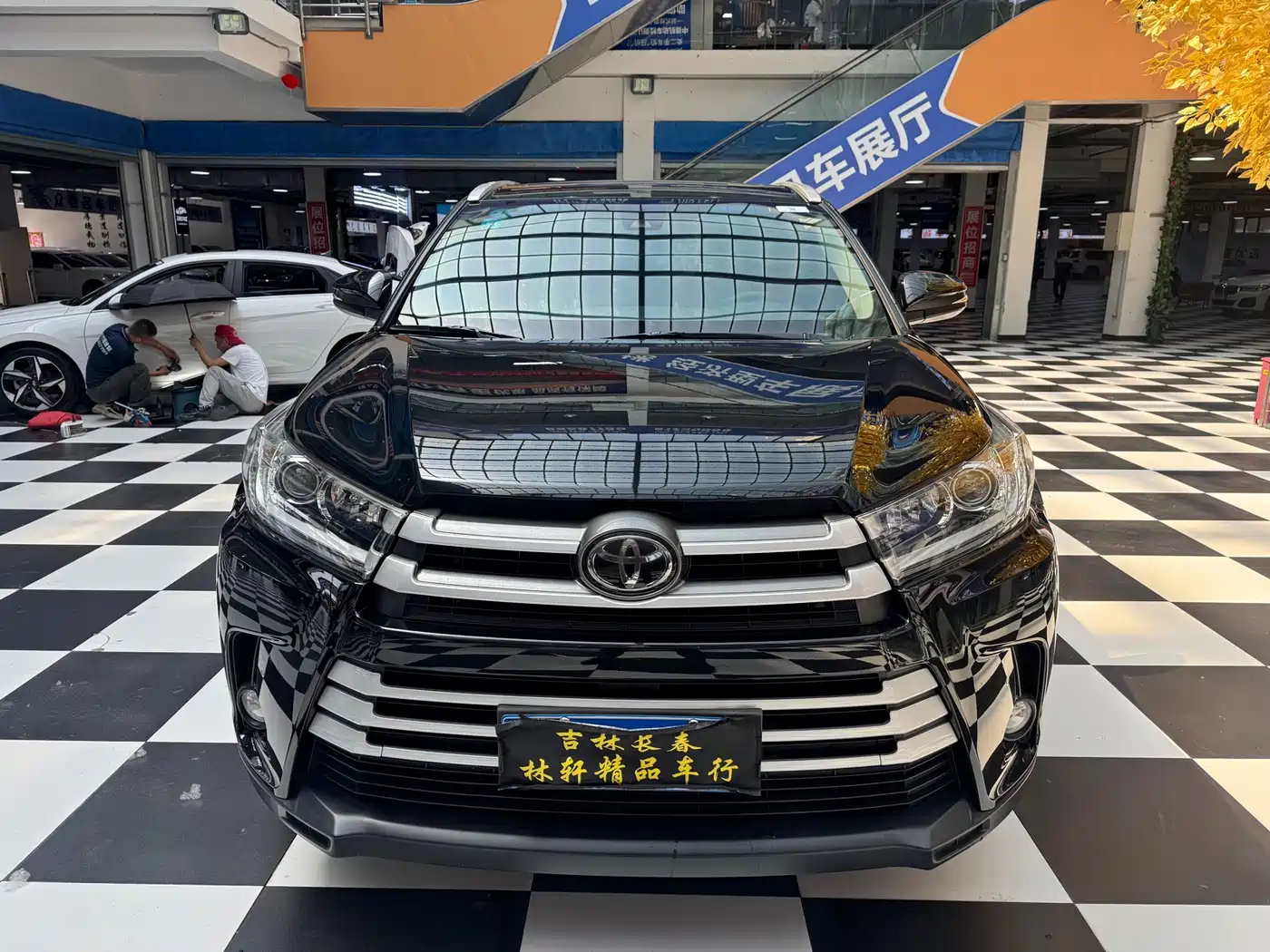 Toyota Highlander 2018 2.0T 4WD Luxury 7-seater China VI фото 2