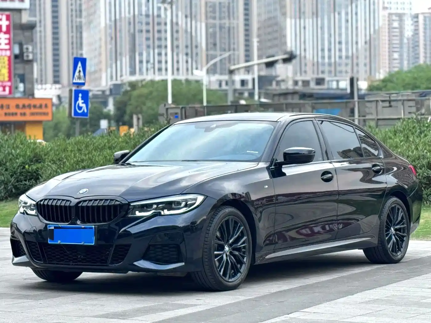 BMW 3 Series 2021 Facelift 325Li M Sport Shadow Edition фото 3