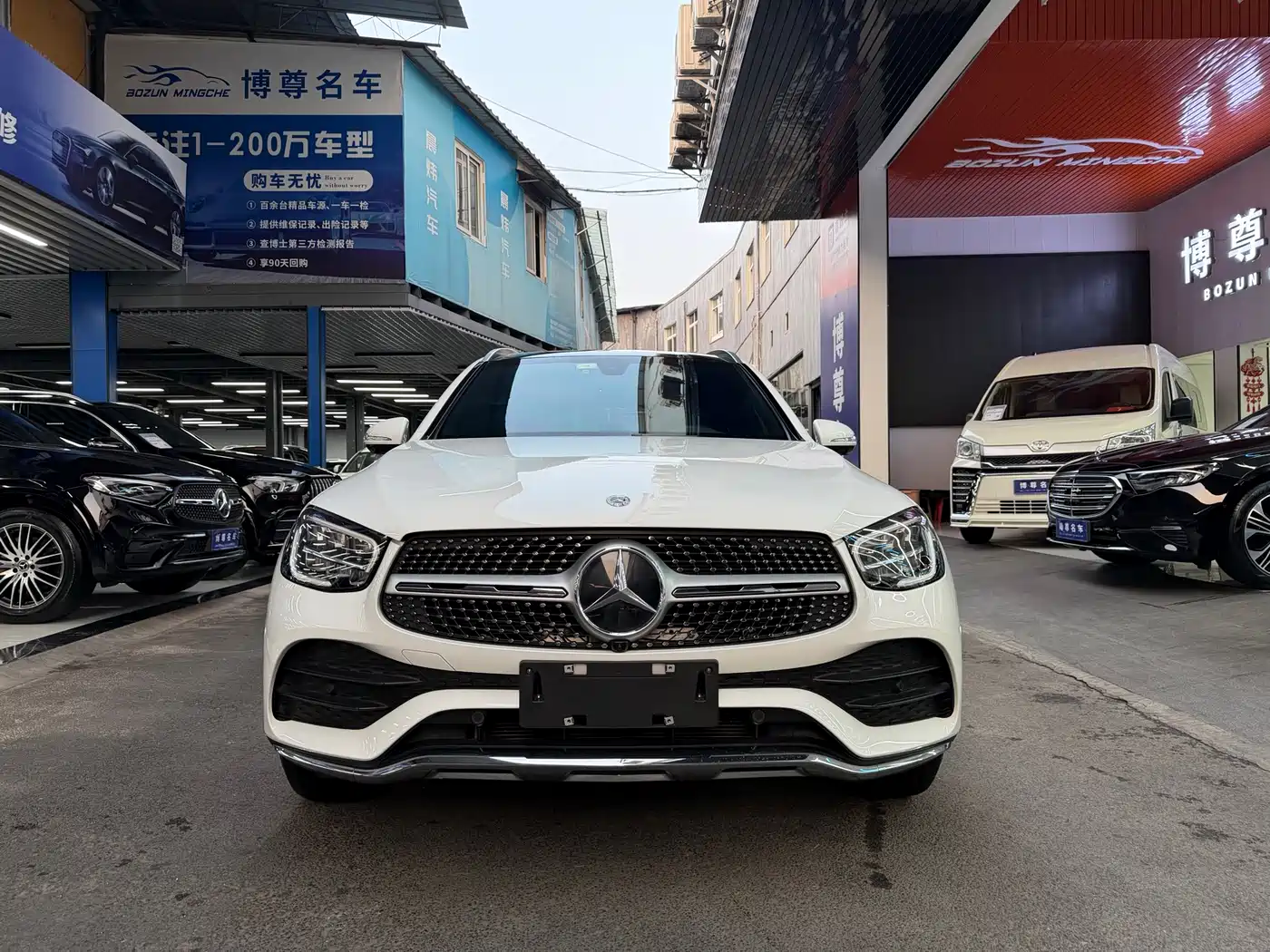 Mercedes-Benz GLC 2020 Facelift GLC 260 L 4MATIC Luxury фото 2