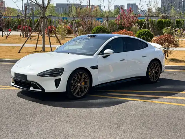 XIAOMI CAR XIAOMI SU7