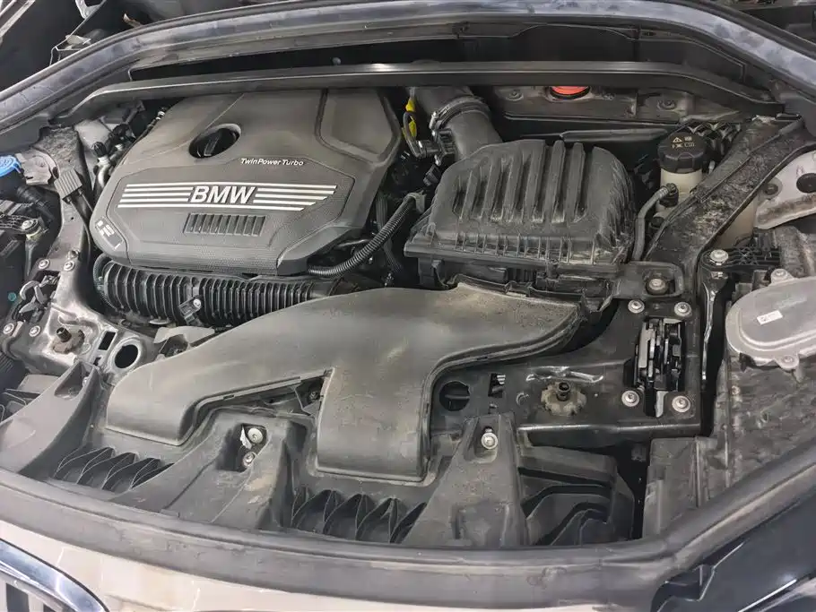 BMW X1 2022 sDrive25Li Leading фото 10
