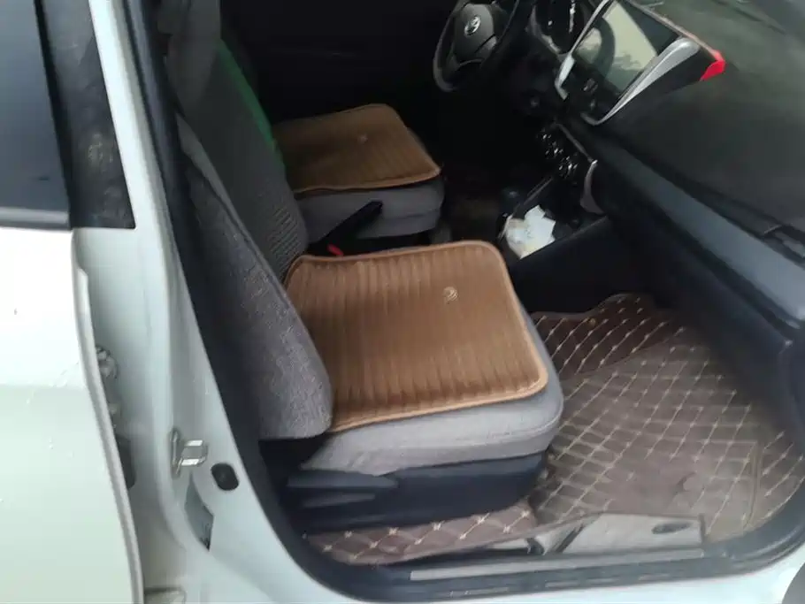 Toyota YARiS L Zhi Xiang 2019 1.5E CVT Charming China VI фото 8