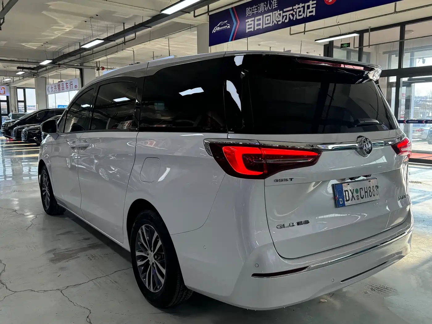 Buick GL8 2022 ES Landmark 653T Premium фото 6