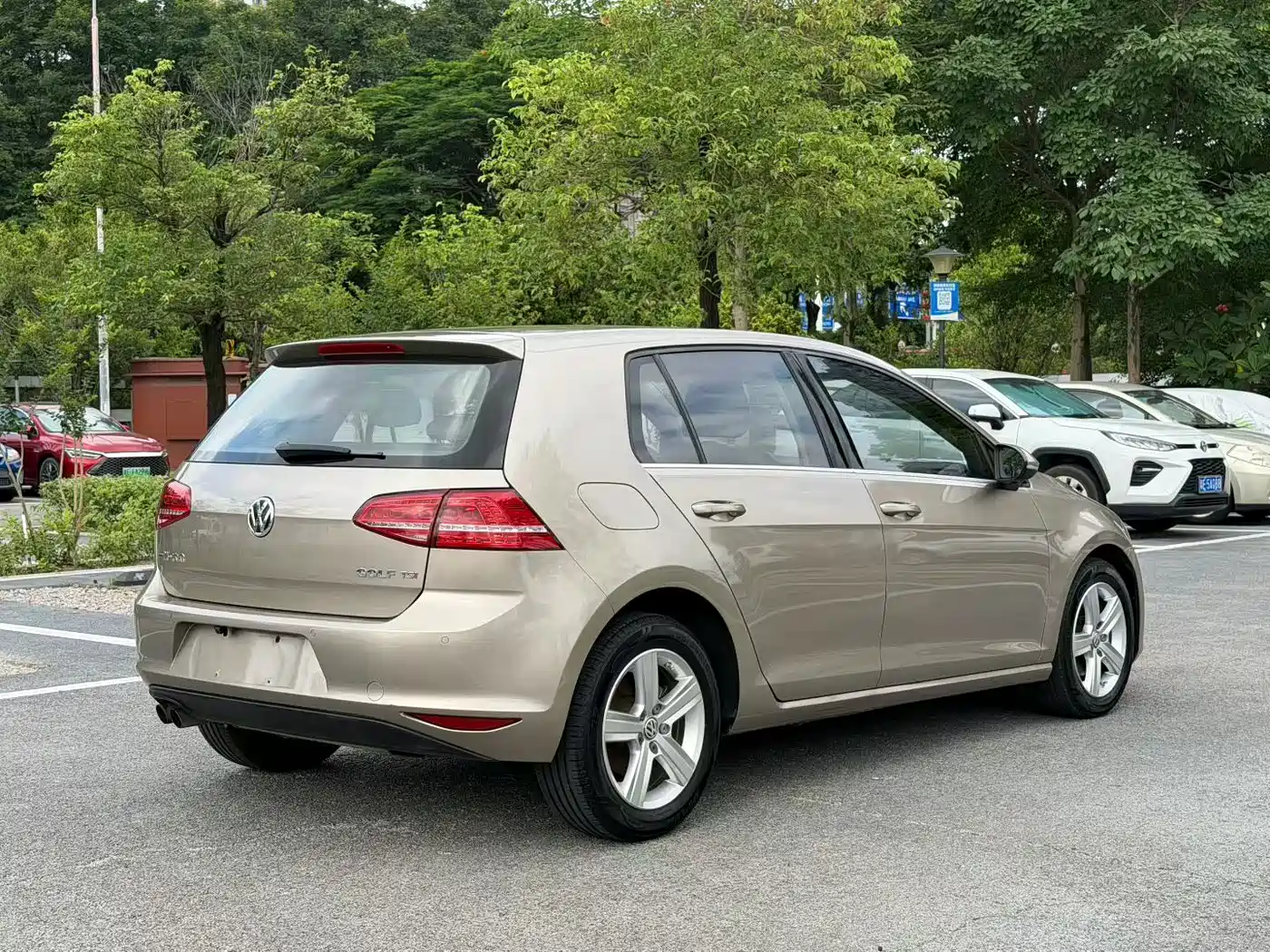 Volkswagen Golf 2014 1.4TSI Automatic Comfort фото 4