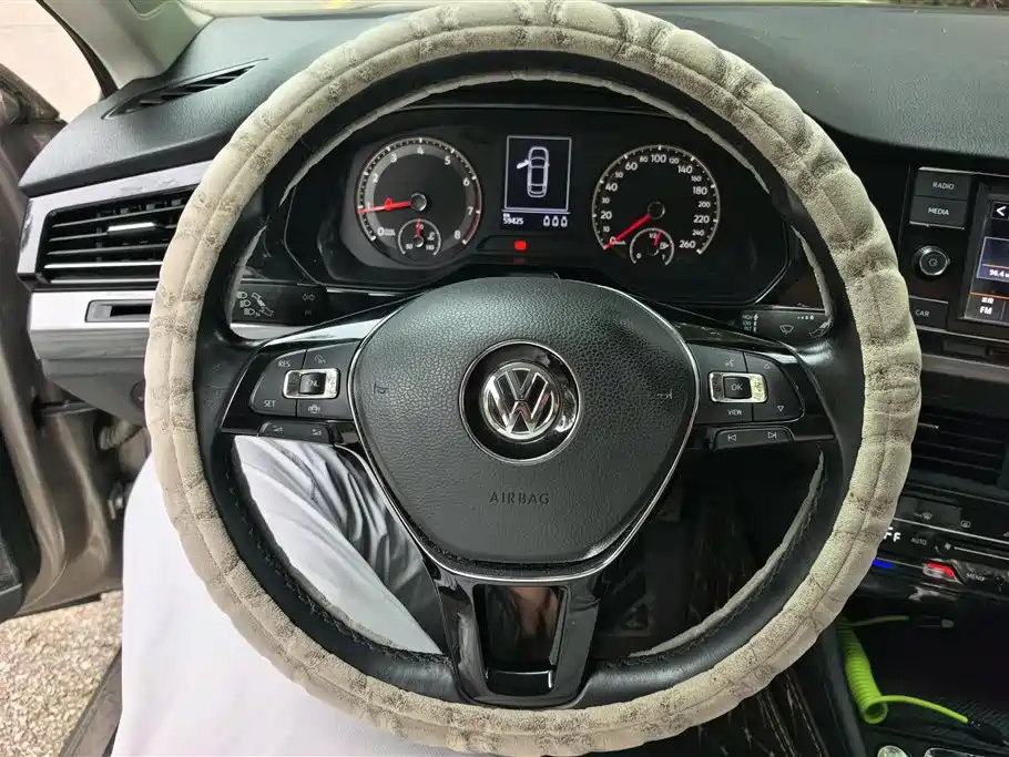 Volkswagen Bora 2020 1.5L Automatic Comfort фото 15