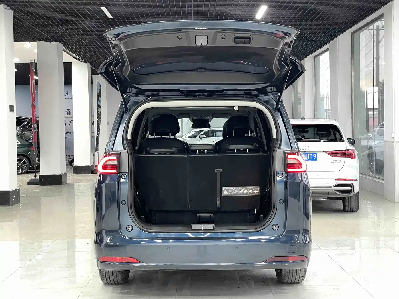 GAC Trumpchi Trumpchi M6 2021 PRO 270T DCT Luxury Edition фото 18