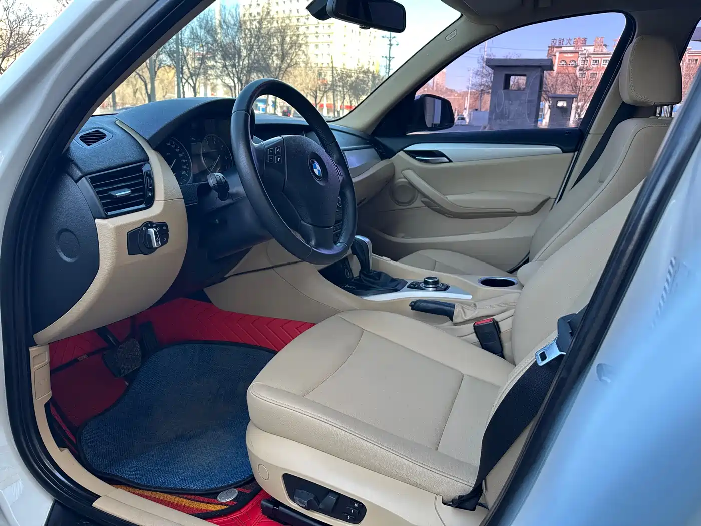 BMW X1 (Import) 2012 sDrive18i Luxury фото 4