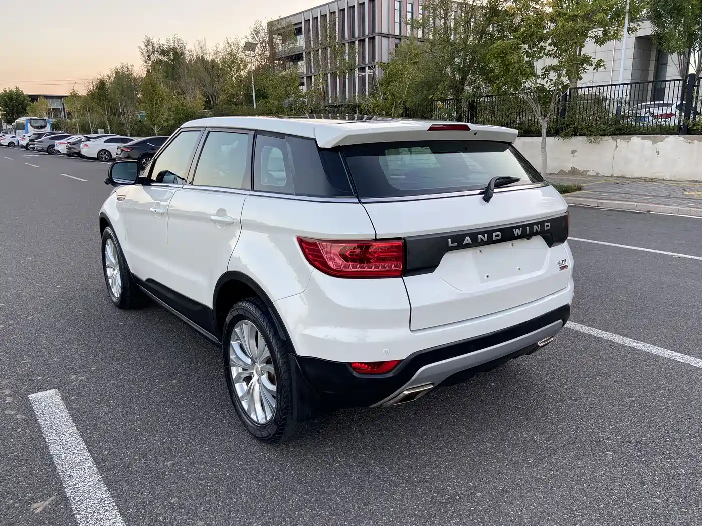 Landwind X7 2016 2015 2.0T Panorama Premium