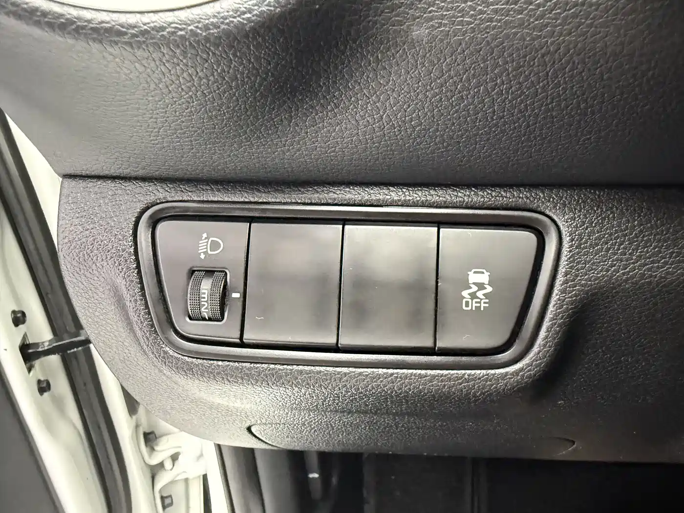 Kia K3 2021 1.5L CVT Fashion Edition фото 13