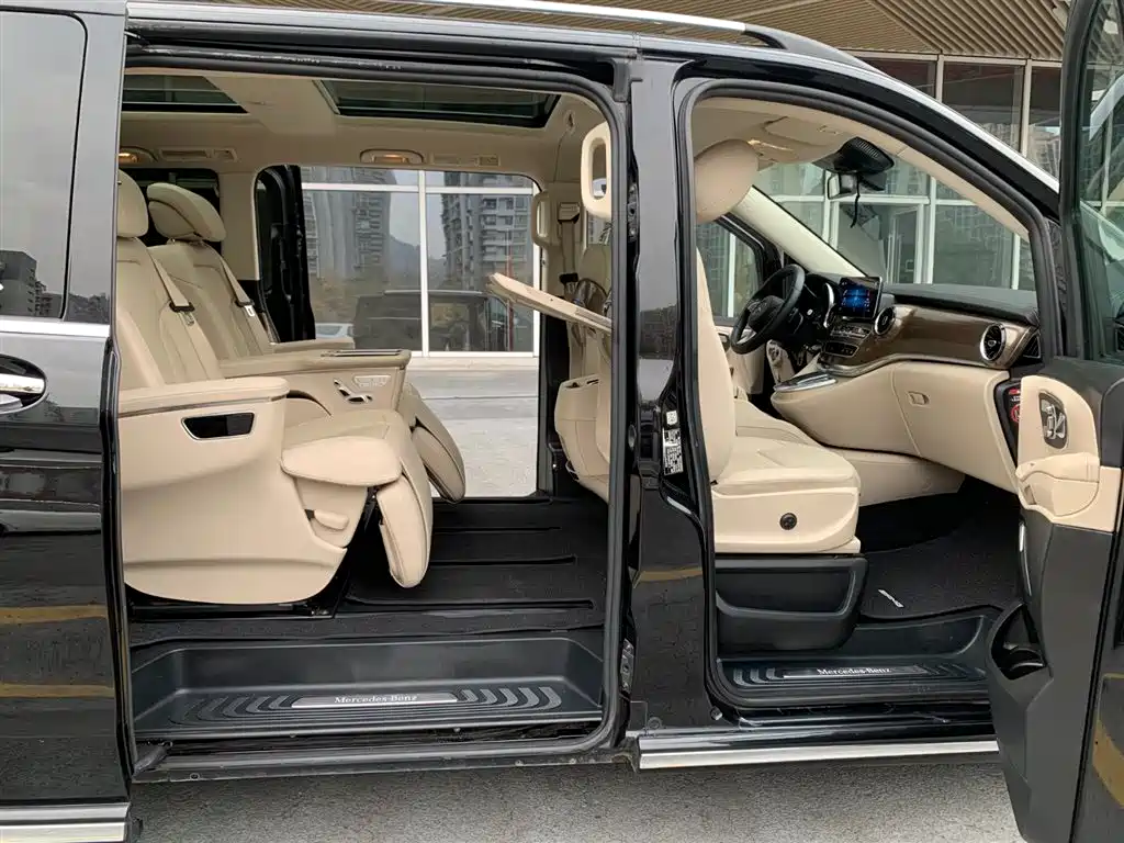 MERCEDES-BENZ V CLASS